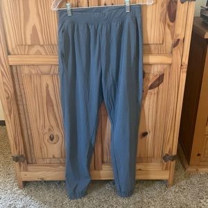 Polyester/spandex athletic joggers